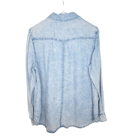 LOVE 8 Acid Wash Chambray 100% Lyocell Button Down Shirt - Size L - Picture 3 of 4